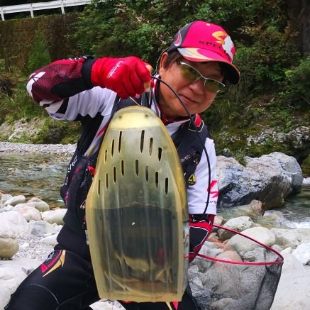 鮎釣り、アマゴ釣り、グレ釣りで毎年１００日釣行の釣りバカです。なにとぞよろしくお願いいたします。