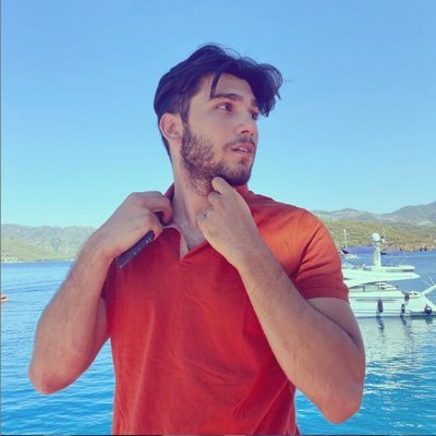 BAU - Finance, Web designer, Movie Translator; Founder of https://t.co/AVaupSnYZO