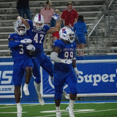 Malik25Wells's profile picture. D- Line Coach at Naperville North | LAtech Football Alum