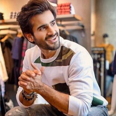 Life is too short so be happy always And a big fan of @karantacker