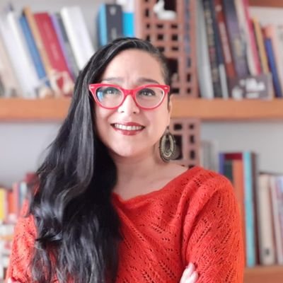 Amo el desierto. Creo en la participación comunitaria. Periodista|Gestora Cultural|Dra. en Antropología, CORE de #Antofagasta