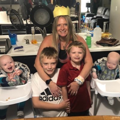 jennoffsinger's profile picture. 40 something Mom of 4 boys + virtual school teacher + full time BUSY career + wifey. ✌️