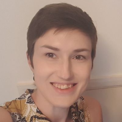 Freelance Theatre & Arts Education Practitioner
'The nice lady who helped me with my lines' Katie (8)
@SSF_UK
@talkthetalkUK
@BL_Learning
@NB_Academy