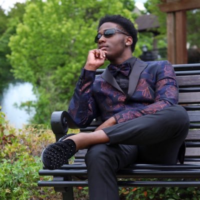 100kward's profile picture. 