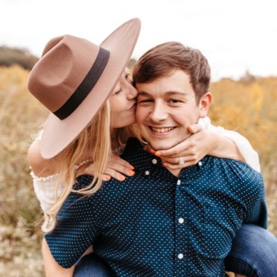 youngforlife14's profile picture. Kelly❤️ SPAD Major at UofL ⚽️