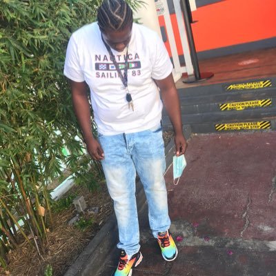 Badazxz Shawney | Work Hard Dream Big Make It Count #DS
