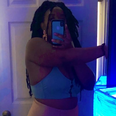 Ebony FinDomme in CA. You live to serve me. $50 tribute CashApp ~