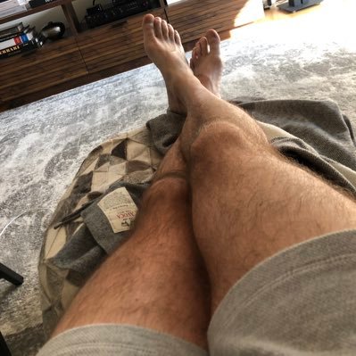 Tumblr refugee. Very open minded and kinky Daddy here. Where are my kinky twinks? Hit me up!