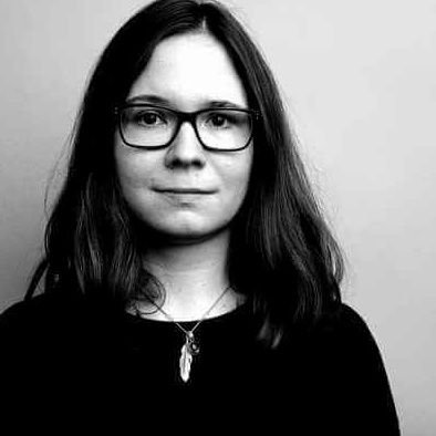 Frontend Entwicklerin. BUT ALSO Casual Gamer 🎮, D&D Addict 🎲🐲, Couch Potato 🥔 – und Bouldern ist auch noch drin! 💪