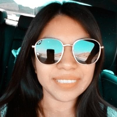 DisneyClaudia21's profile picture. 🏰 ☕️✨