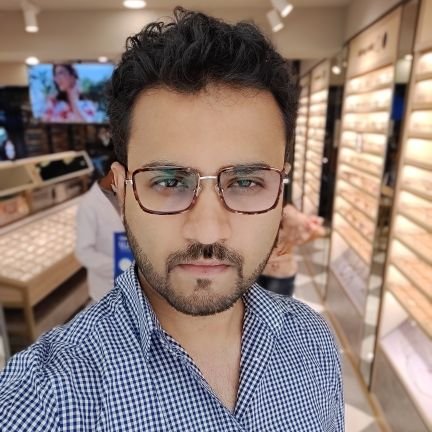 Management Consultant by profession, Photographer by passion!