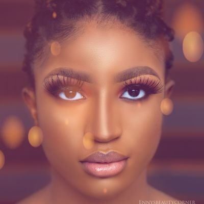 MAKEUP ARTIST IN LAGOS💄 || For bookings, Call/Whatsapp 09064473598 || connect to us on IG https://t.co/EVdhvP9bLE || Available to travel🛩