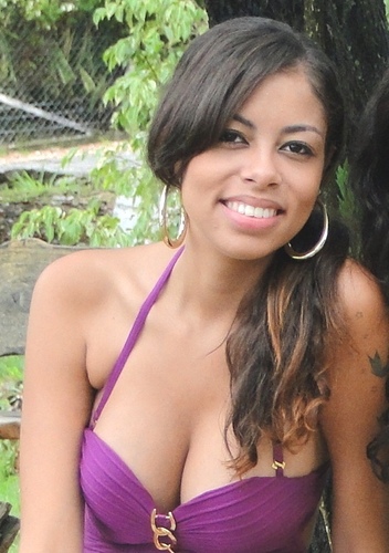 Janainaash's profile picture. 