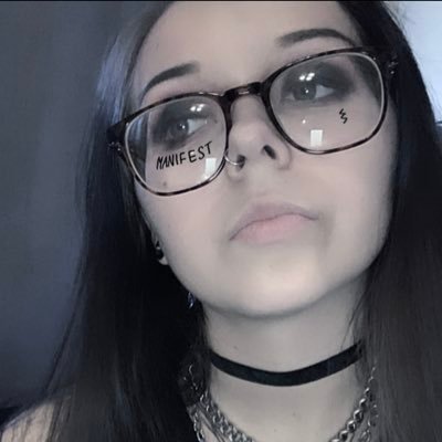 uwu (◕ᴗ◕✿)  she/her