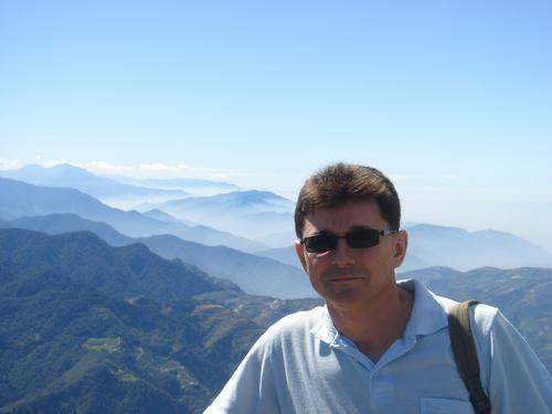 Zondasian's profile picture. the universe is an extremely large and wondrous thing  😀  let's not limit our perception of it  😉😁