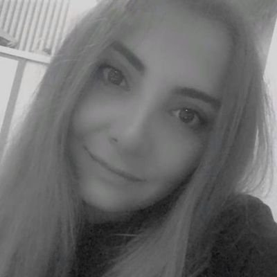 s_laurka's profile picture. Fashion designer...     
                                                                                    instagram: laaurkaa