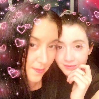 Mami army de @karlatictac OT7
--- 엄마 아미 ---- 💜Join life 💜Generando recuerdos junto a mi hija
💜NO ME SIGAS SI NO RESPETAS 💜