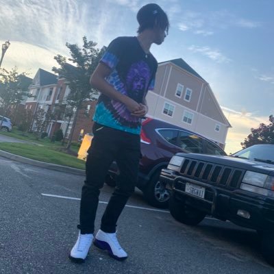 TheRealMylesB_'s profile picture. 508✈️757