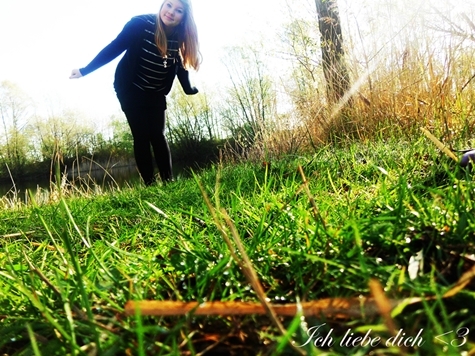Addicted to Florence and the Machine, My Chemical Romance, 30 Seconds to Mars & Desperate Housewives.♥