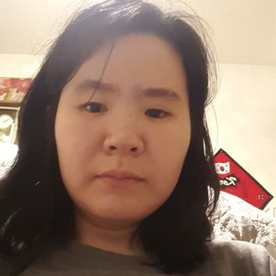 My name is Su Bin Eum. I am a student in Education Support Program at Sheridan College. I love people and I really enjoy working with disabled people. im single