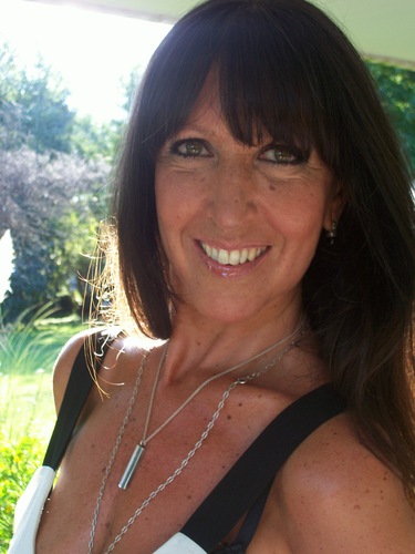 gabytemes's profile picture. 