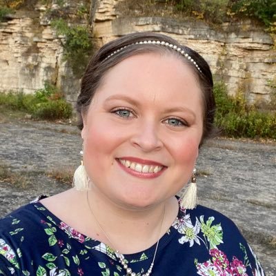 kayla_fink's profile picture. she/her