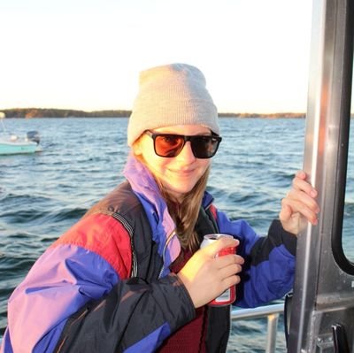 swimmrgirll's profile picture. resident salamander enthusiast