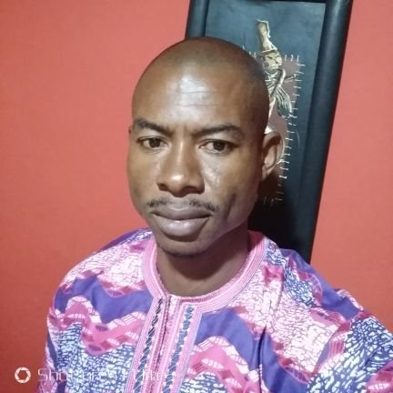 ojuromi_itoya's profile picture. uprightness