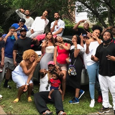 _ICEYWHITE_'s profile picture. It’s hot outside, but you gotta stay cool; with Icey White