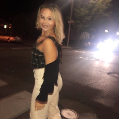 Cali_Olmstead's profile picture. 