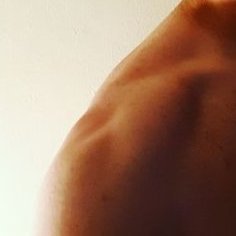 mAiawiesw's profile picture. What the hell I want to sleep. 👤💤