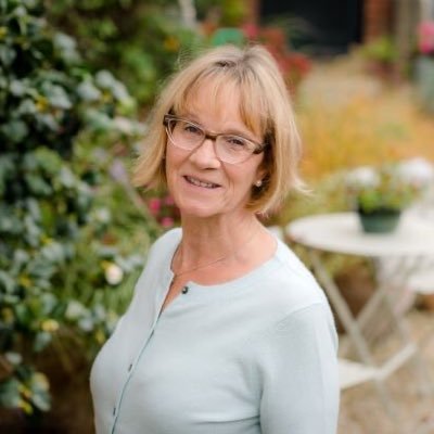 On-line CBT #anxiety #depression #wellbeing #CBT 
Love working with people and sharing CBT therapy tools for a better life. BIG fan of nature and walks.