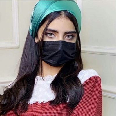 - هَادِئه لدرجهَ آن لاشيء يُلفتني ♥️.