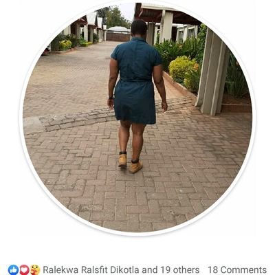 RasMamo's profile picture. A lover of all things bright and beautiful