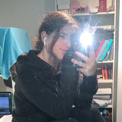 xkaathe's profile picture. een 20 jarige die 16 lijkt, ||-//