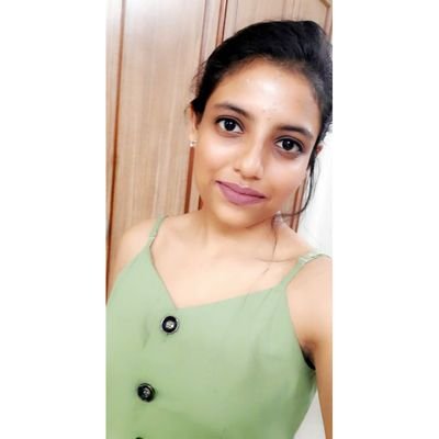 Ishaa_Shah_'s profile picture. 