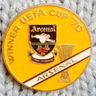 Have a collection of 5000+ Arsenal badges over the years, will post a few here, please send me photos of any you think that are unusual or any other memorabilia