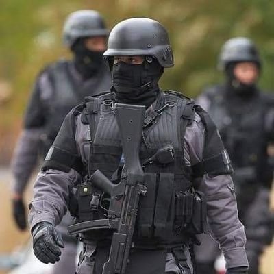 Azolan4's profile picture. Truth is incomparable