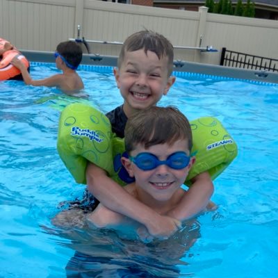 BryDecker's profile picture. 