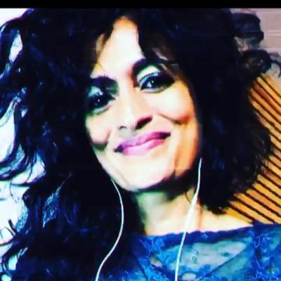 Ghieslaine's profile picture. Lately Twitter has been smelling way to musky for me. I need some fresh air.