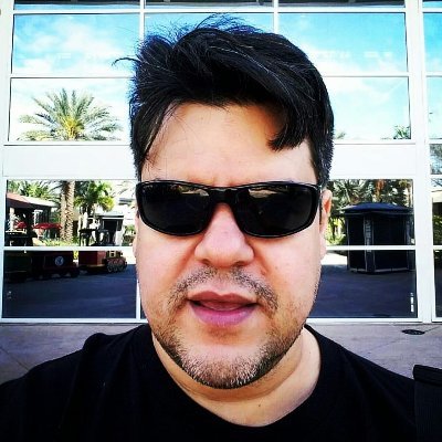 DJ Profesional con 35 años de Trayectoria (1990-Presente). Musicalización y Mezcla de todos los géneros y épocas.