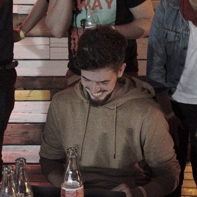 Crossi36's profile picture. @FU_Berlin alumni | SDE @amazon