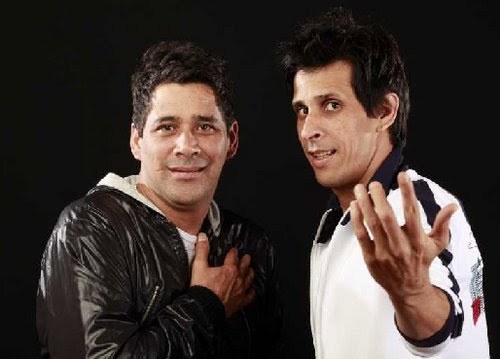 Fã Clube Wilian e Marcelo (RemelexoBomDemais) Patos de Minas! Pra todos que curtem e é fã do trabalho deles!(8/12/10)
@WilianeMarcelo http://t.co/Xw0kPjsrgB