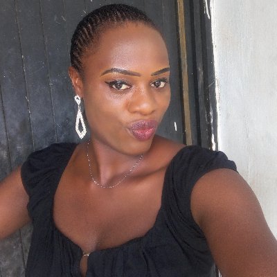 Mahoonah's profile picture. Hi, I'm Marie and I love making trendy fashion bags and i sell undiluted perfume oil. My bags are stylish, durable and eco-friendly and perfume oil is natural.