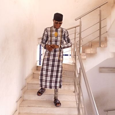 PHILANTHROPIST💡 || TRACKER🖥️ || CRYPTO TRADER📉 || A DOGGED, FEARLESS & VIBRANT POLITICAL ACTIVIST🦾 HUMANITY PREACHER 🫂…OSUN IS MY STATE💯 iam DE-EMPEROR 👑