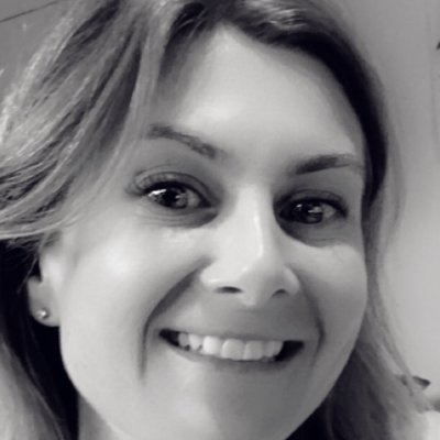 Marketing Magic Maker. Runs on coffee. Proud mum to human and fur kids. My Views.
