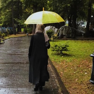 na_11ma's profile picture. CS Graduate 👩🏻‍💻.