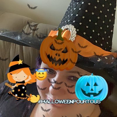 I'm married and I'm a romantic and wild free sprint and Christian love music 🎶 and movies 🎥 🎠and fashion and 💒m✝️👼🏻👼🏽🙏🏻traveling 💋❤️🕊🧛🏻♀️🎃👻👽🤠