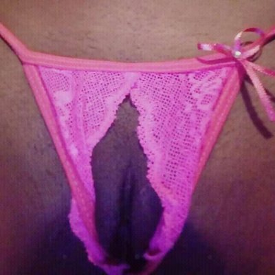 welcome. I'm Pame, I have a deep, wet hole for you. Don't forget to tip me! - x Minors are not accepted!
