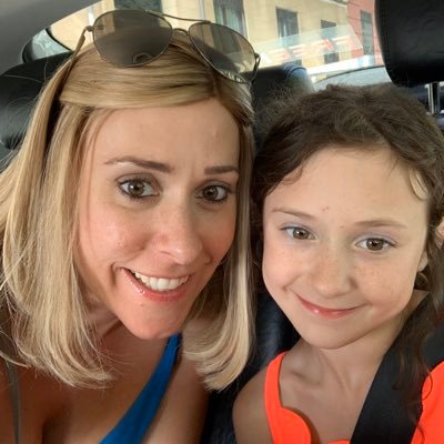 BlakelyFaiella's profile picture. Little of this, little of that.